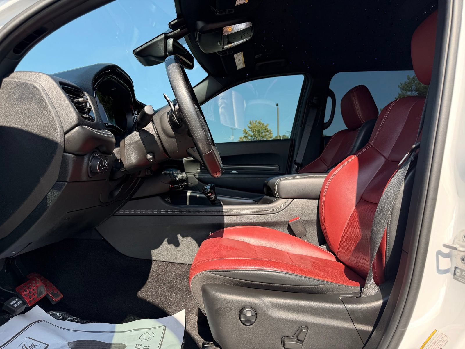 Used 2022 Dodge Durango SRT w/ Technology Group AWD/4WD image 15
