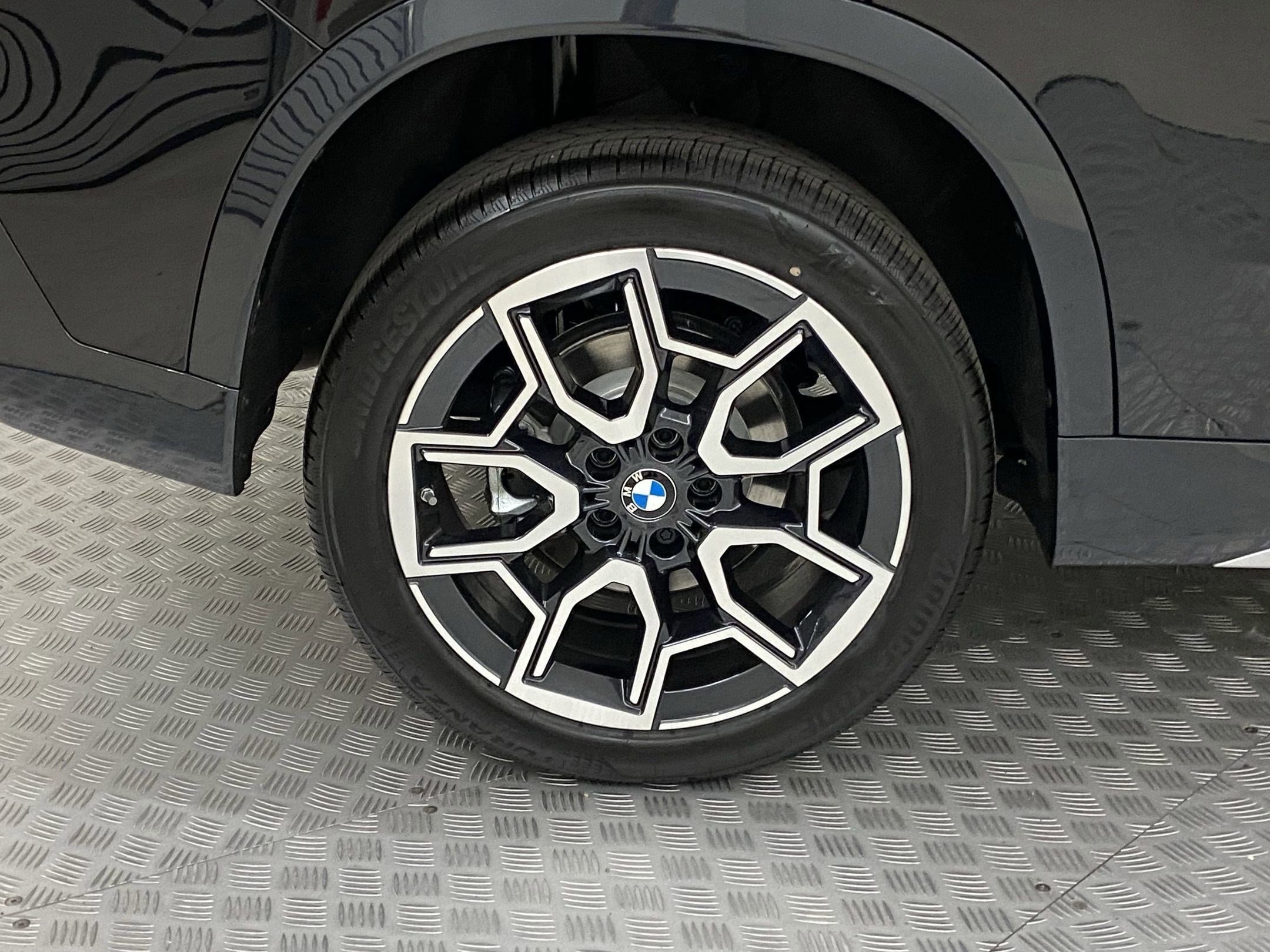 Used 2025 BMW X1 xDrive28i w/ Convenience Package image 10