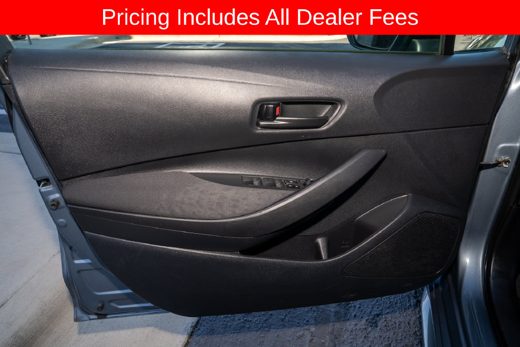 Used 2024 Toyota Corolla LE FWD image 11