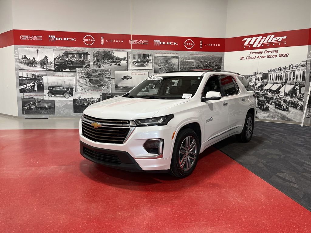 Used 2023 Chevrolet Traverse High Country AWD/4WD image 9