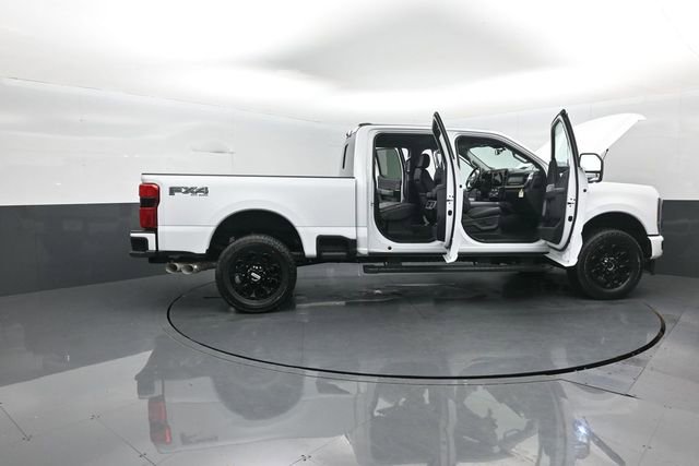New 2026 Ford F350 Lariat w/ Black Appearance Package AWD/4WD image 34