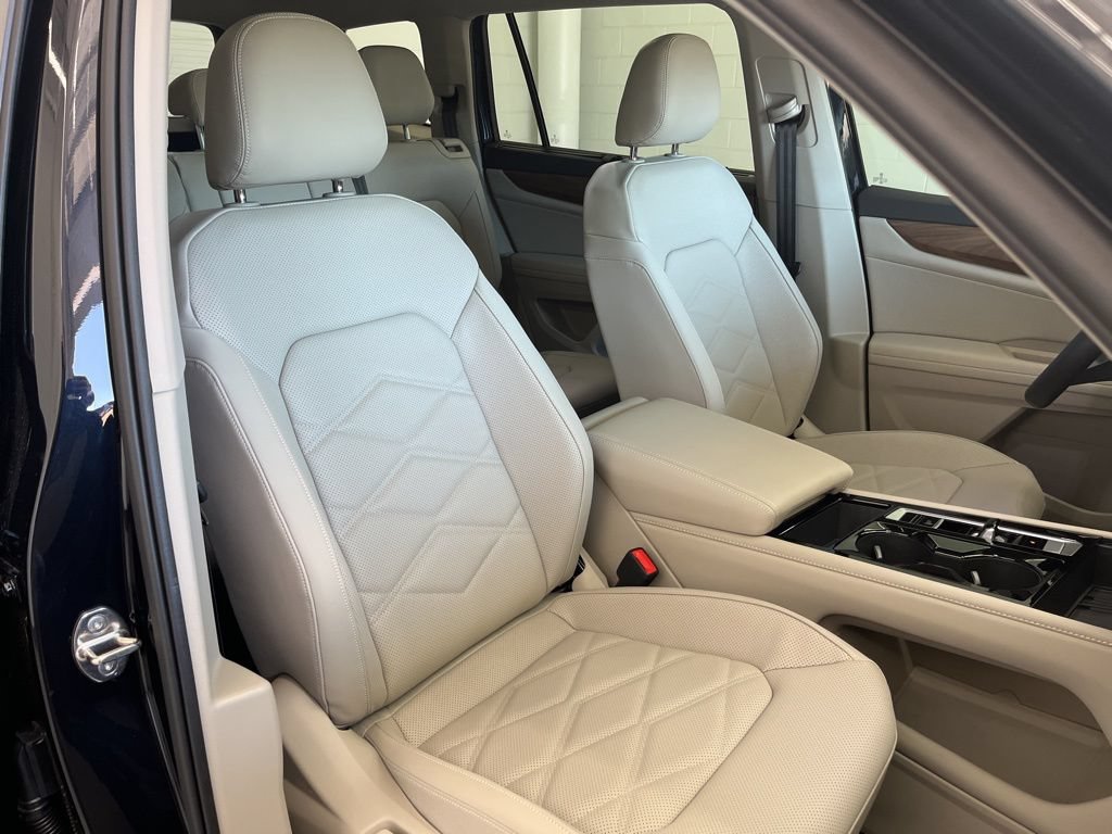 New 2026 Volkswagen Atlas SE FWD image 41