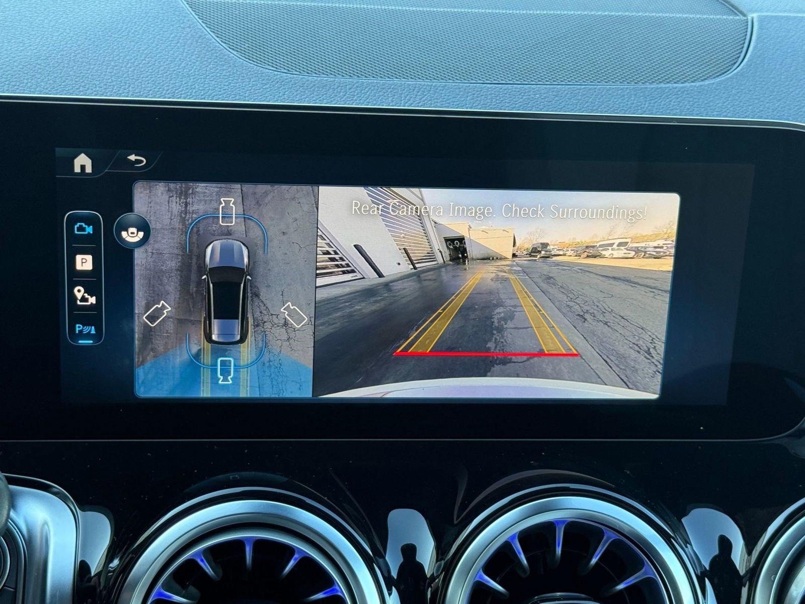 New 2026 Mercedes-Benz GLB 250 4MATIC image 28