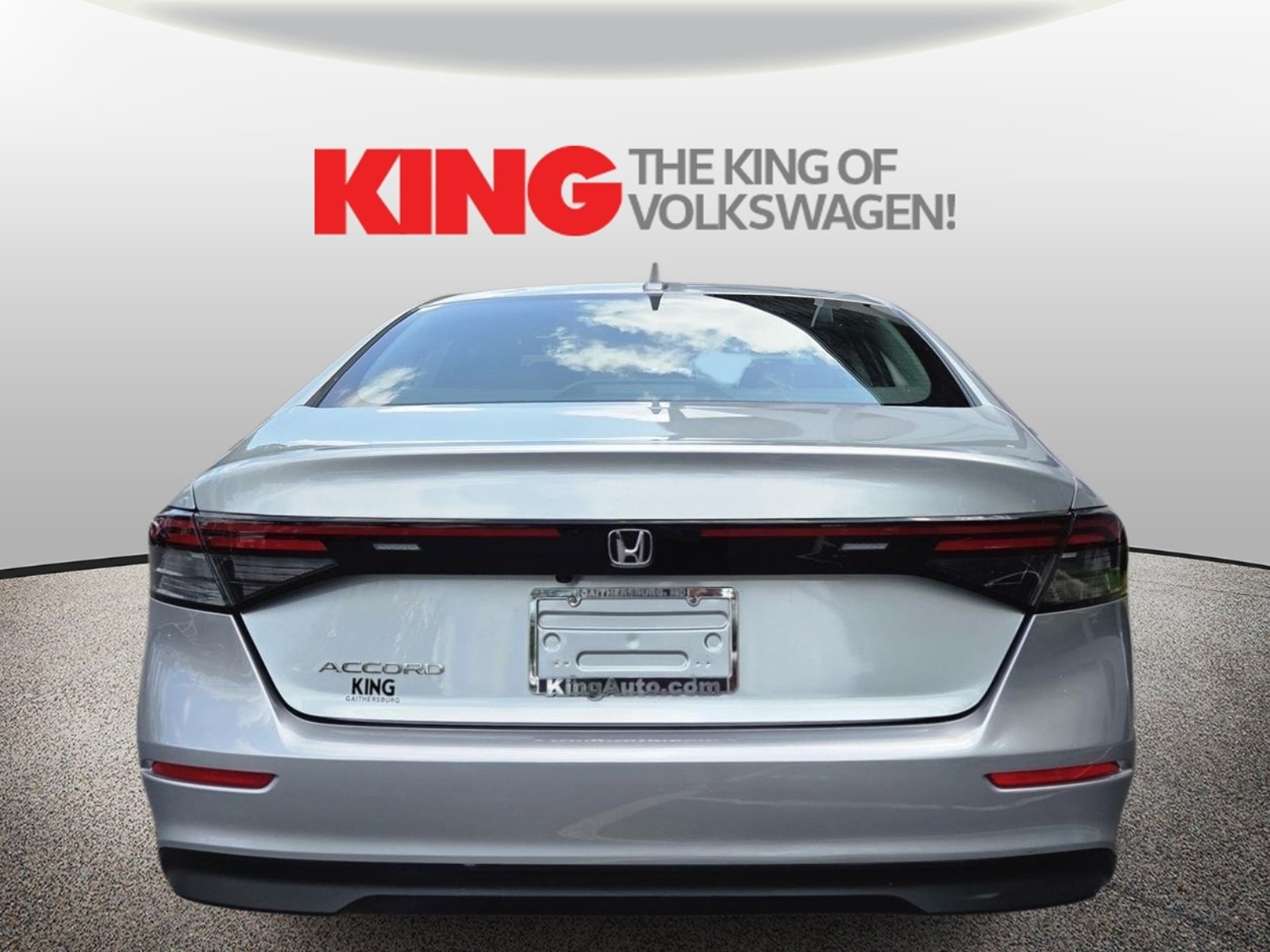 Used 2024 Honda Accord EX image 4