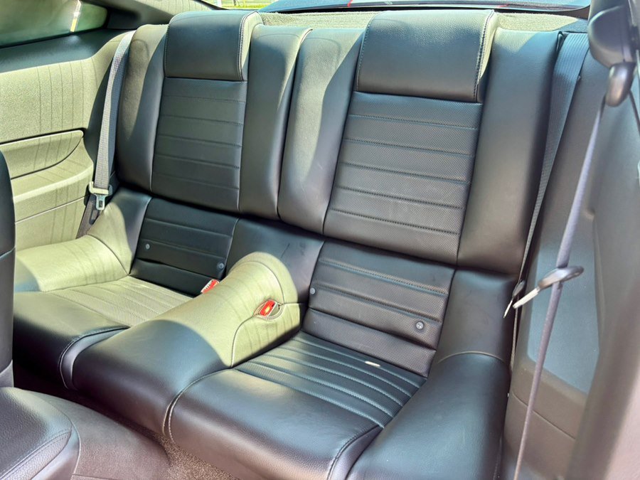 Used 2007 Ford Mustang Shelby GT500 RWD image 13