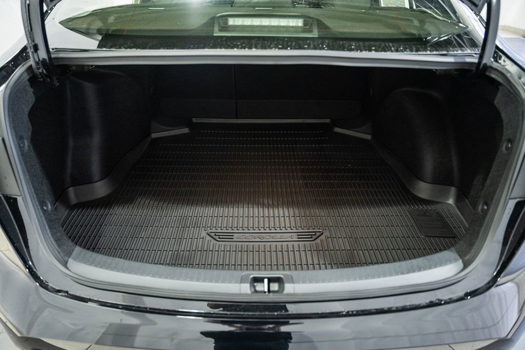 New 2026 Toyota Corolla SE image 8