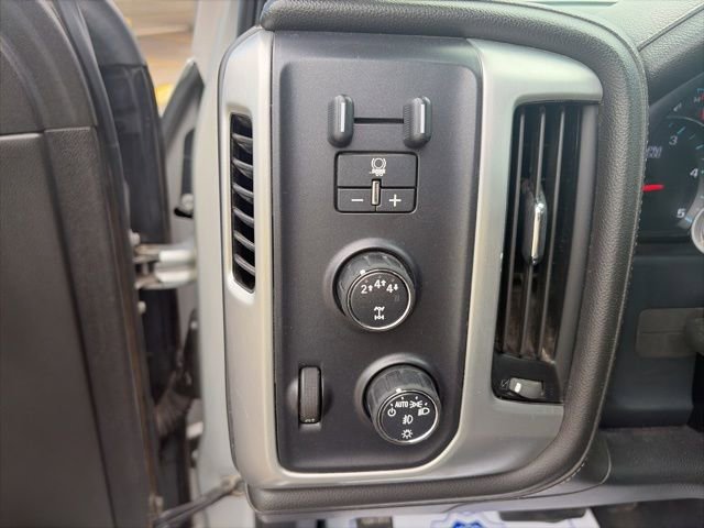 Used 2019 GMC Sierra 3500 SLE w/ SLE Preferred Package image 19