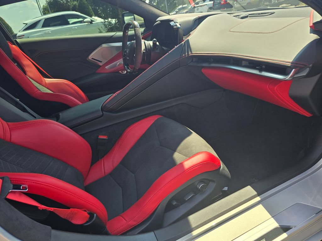 Used 2024 Chevrolet Corvette Z06 RWD image 21