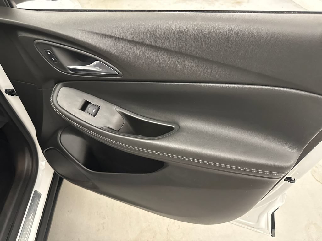 Certified 2023 Buick Encore GX Preferred w/ Cold Weather Comfort Package FWD image 32