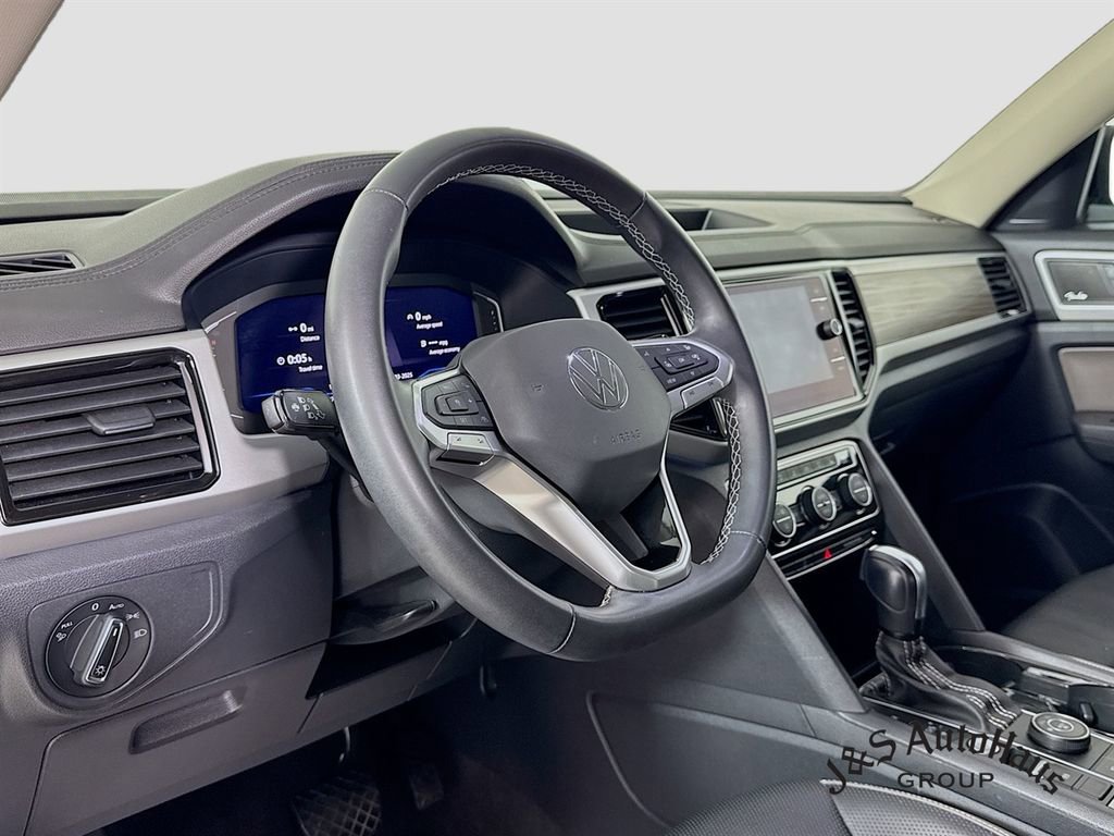 Used 2021 Volkswagen Atlas SEL Premium image 9