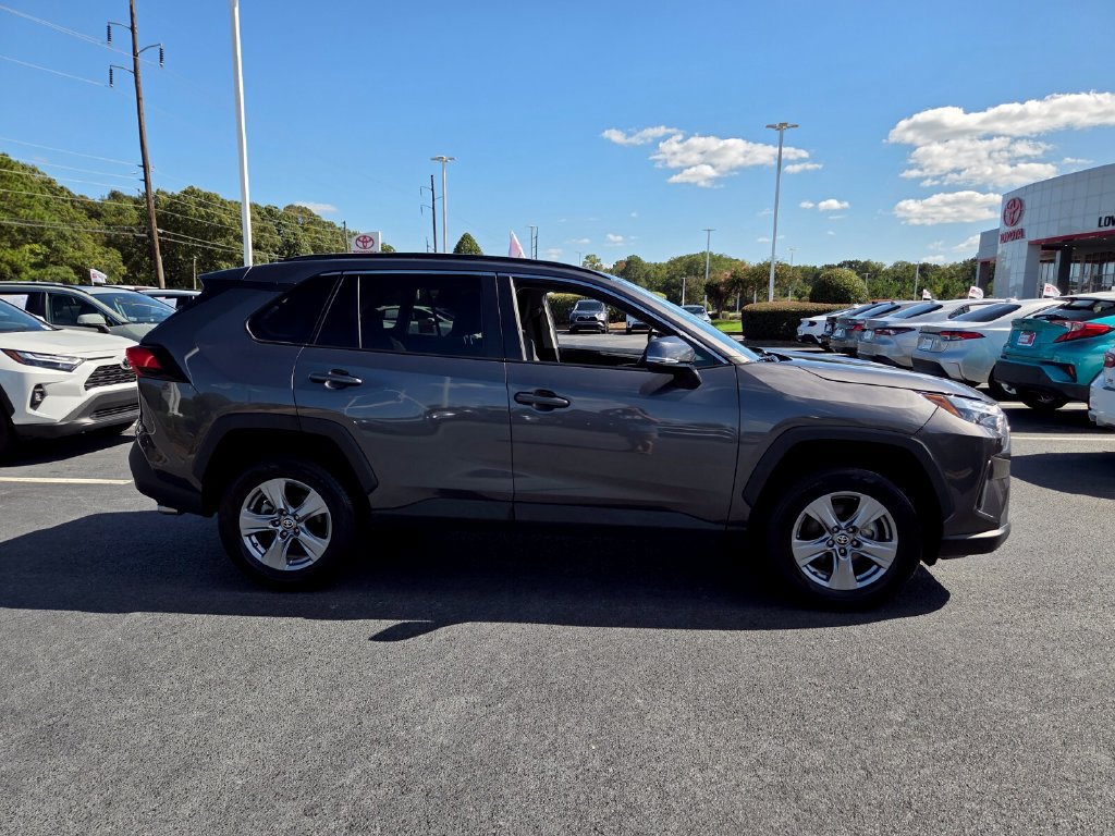 Used 2024 Toyota RAV4 XLE FWD image 14