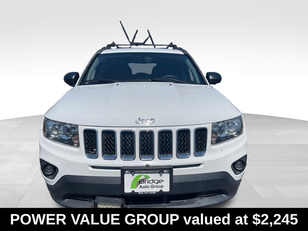 Used 2017 Jeep Compass Sport w/ Power Value Group FWD image 2