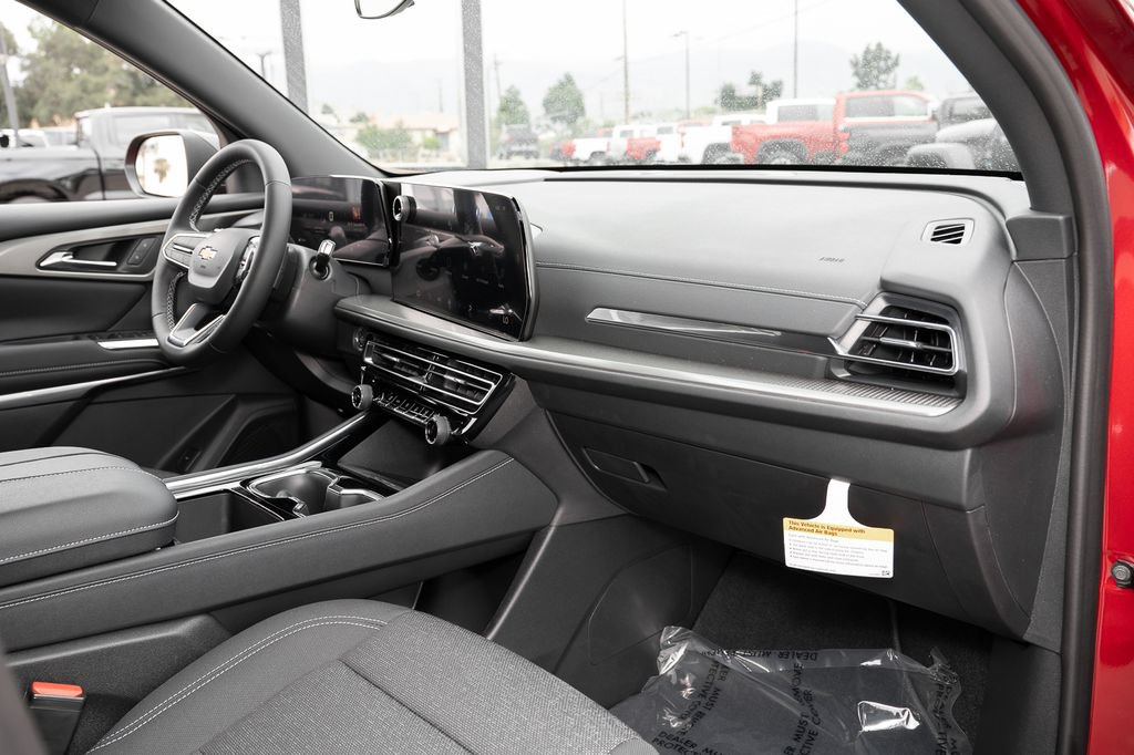 New 2026 Chevrolet Traverse LT FWD image 39