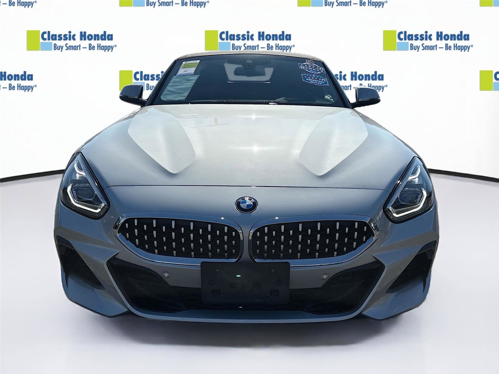 Used 2022 BMW Z4 sDrive30i w/ Premium Package image 2