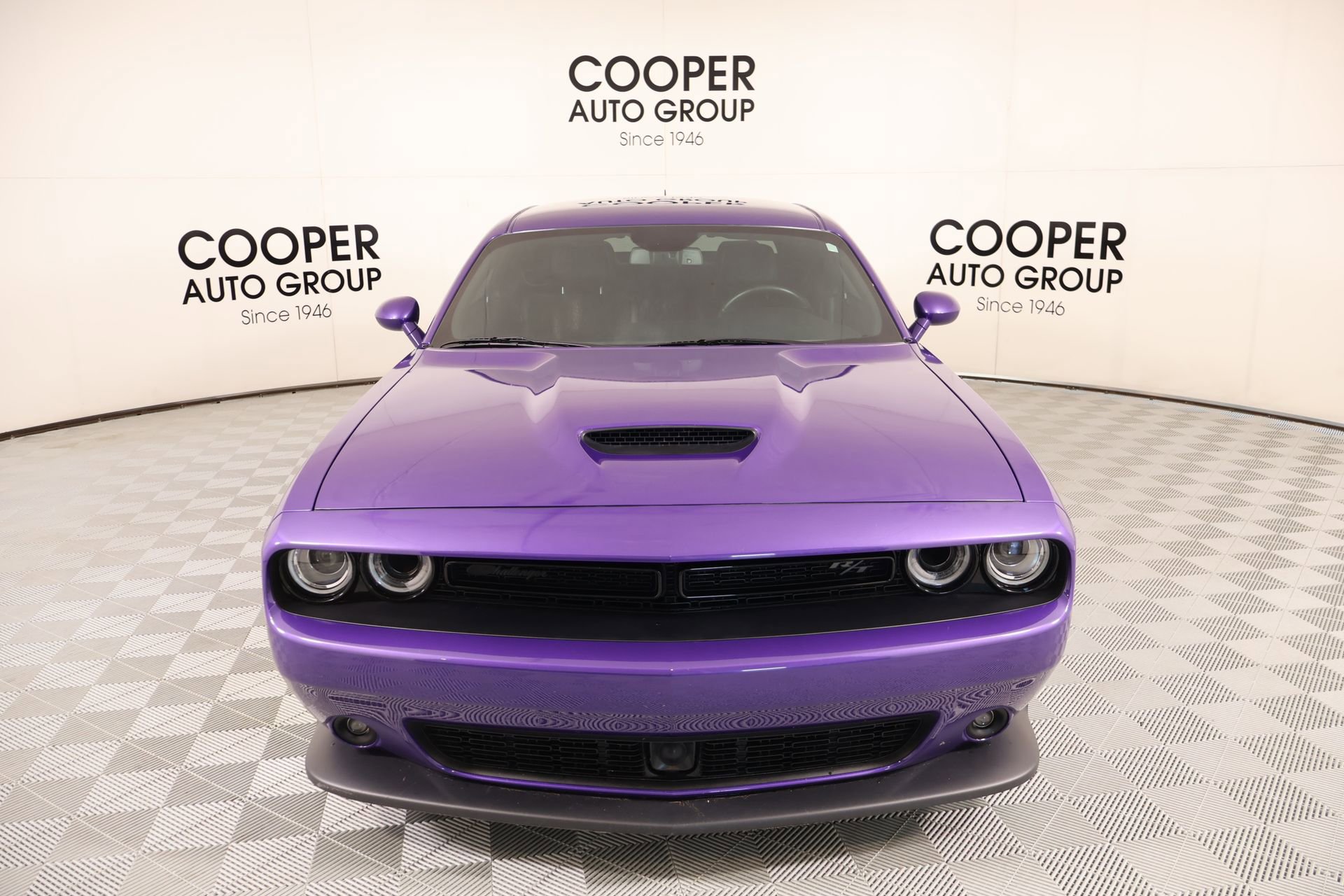 Used 2023 Dodge Challenger R/T w/ Plus Package RWD image 9