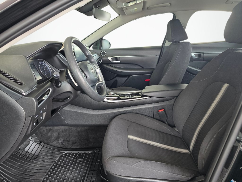 Used 2021 Hyundai Sonata Blue FWD image 17