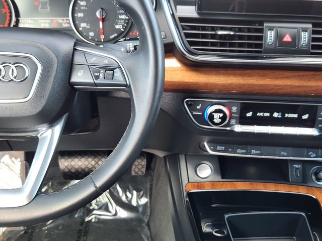 Used 2023 Audi Q5 2.0T Premium w/ Convenience Package image 25