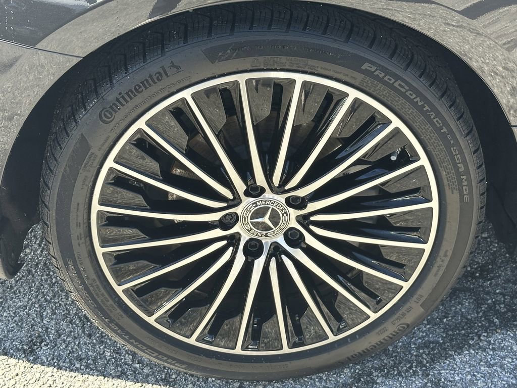 Used 2024 Mercedes-Benz CLE 300 4MATIC Coupe image 19