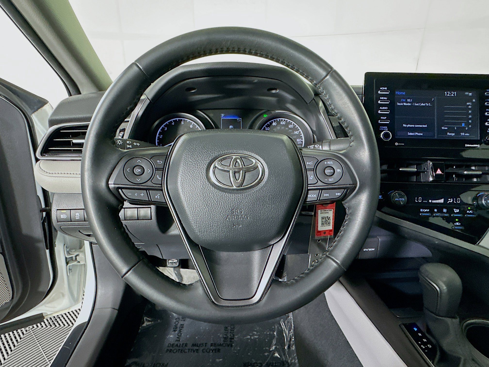 Used 2023 Toyota Camry SE FWD image 15
