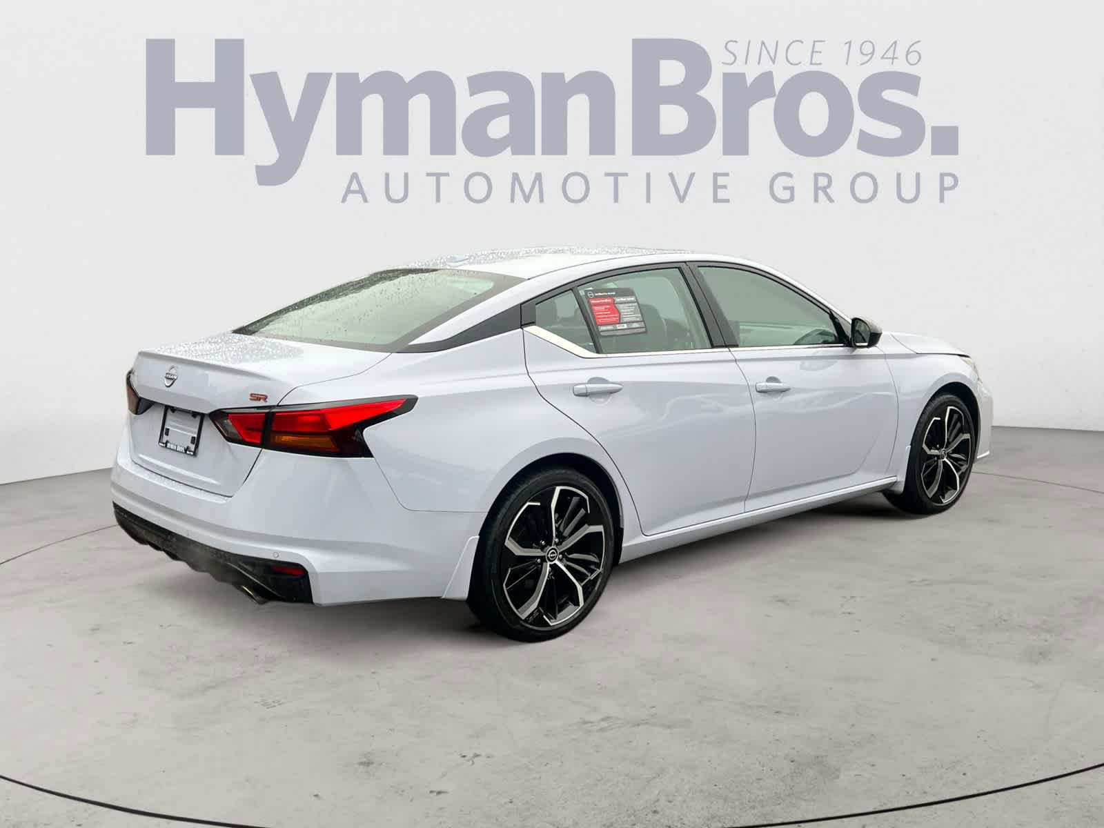 Certified 2025 Nissan Altima 2.5 SR w/ SR Premium Package FWD image 3