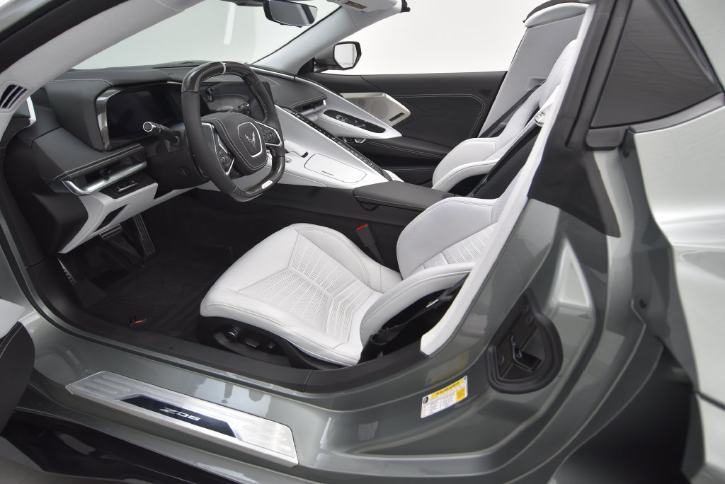 Used 2024 Chevrolet Corvette Z06 RWD image 44