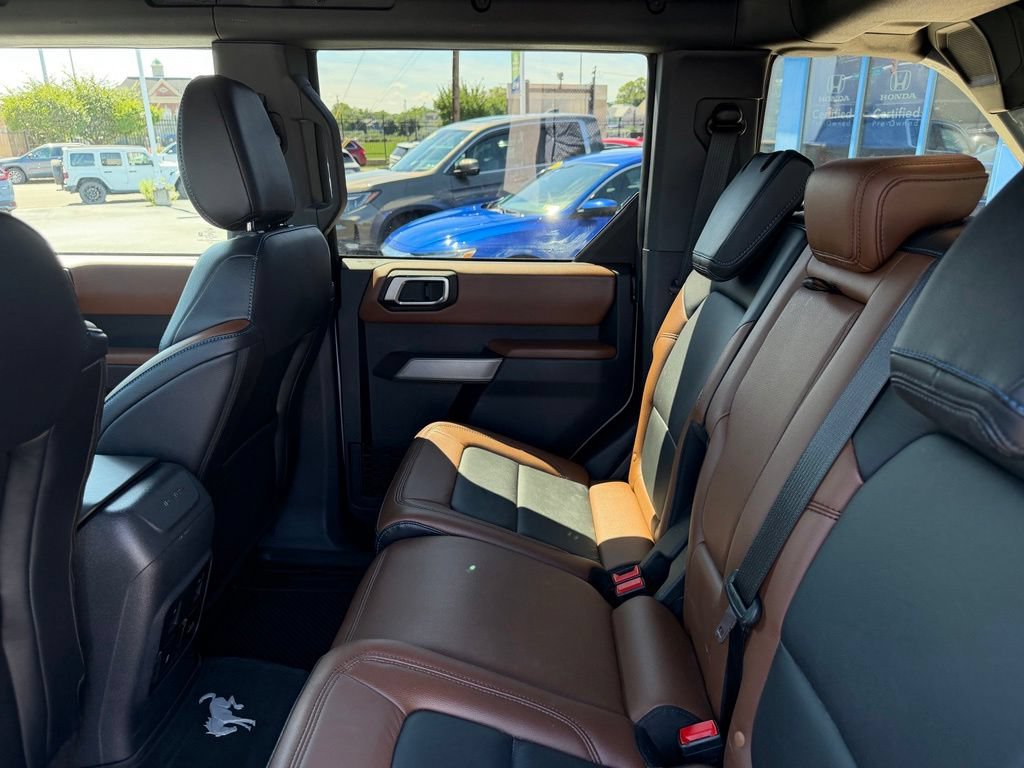 Used 2022 Ford Bronco Outer Banks AWD/4WD image 8