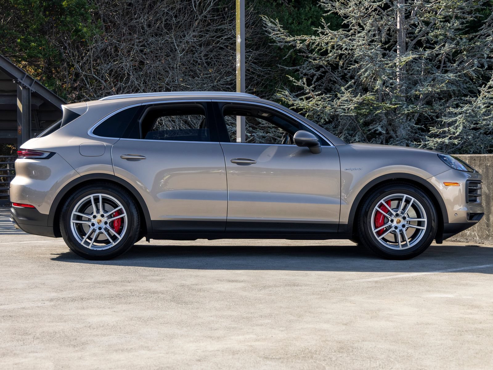 Certified 2025 Porsche Cayenne S AWD/4WD image 12