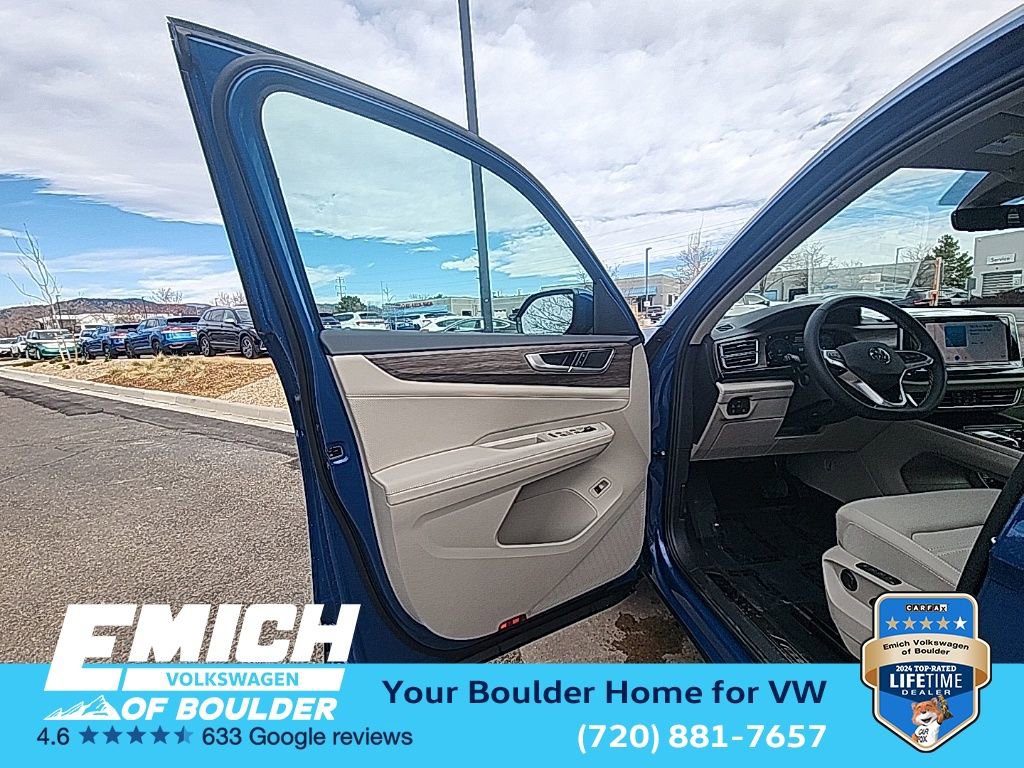 New 2025 Volkswagen Atlas SEL image 9
