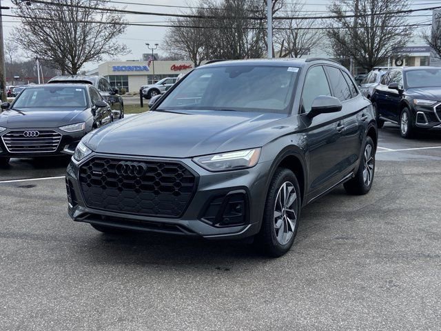 Certified 2024 Audi Q5 2.0T Premium w/ Summer of Audi Package image 8