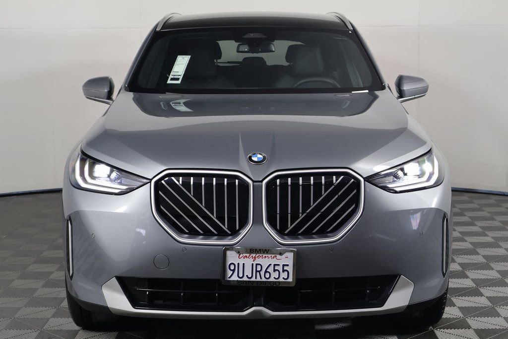 Used 2025 BMW X3 xDrive30i w/ Convenience Package image 2