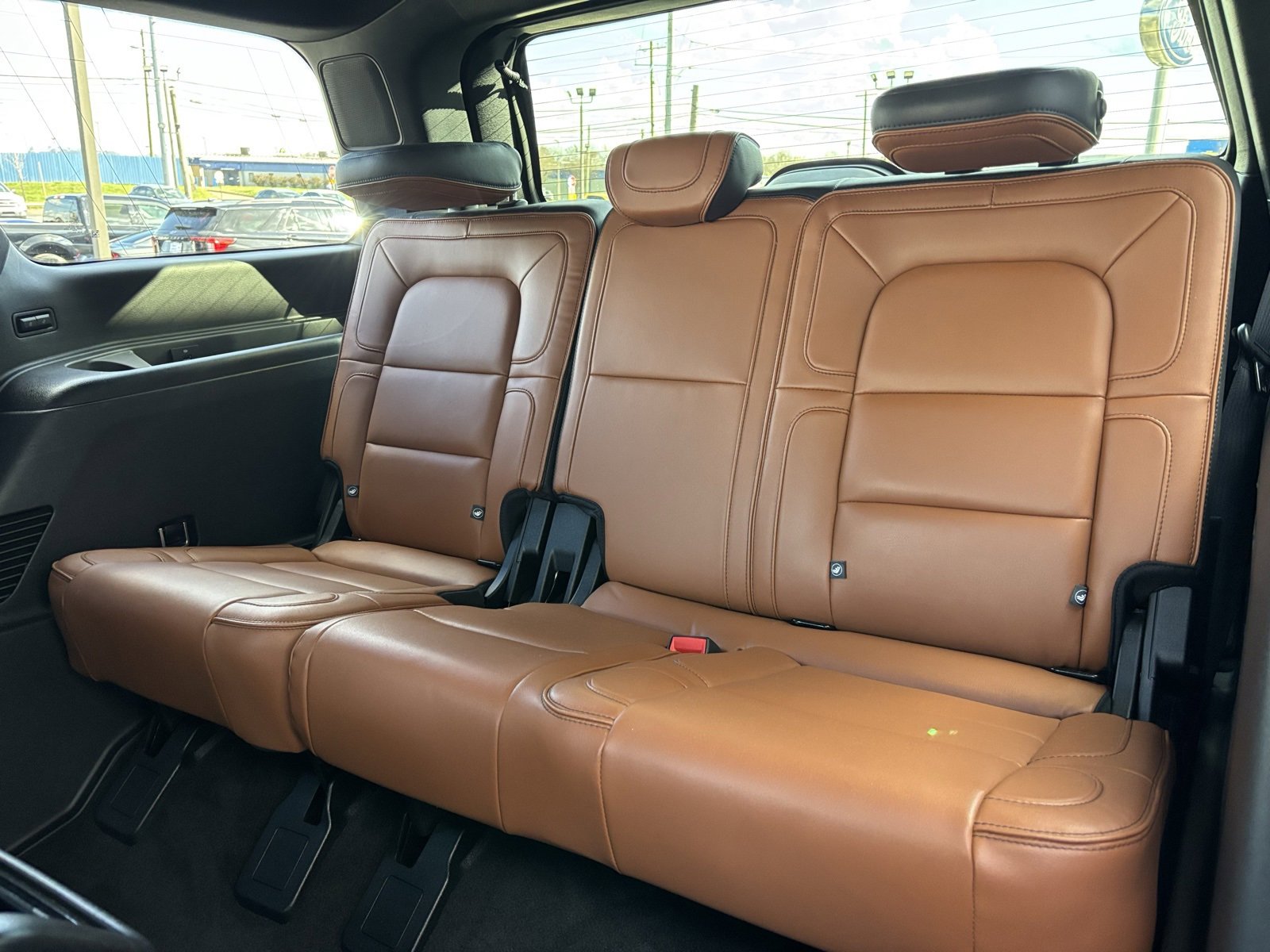 Used 2018 Lincoln Navigator Reserve w/ Technology Package image 18