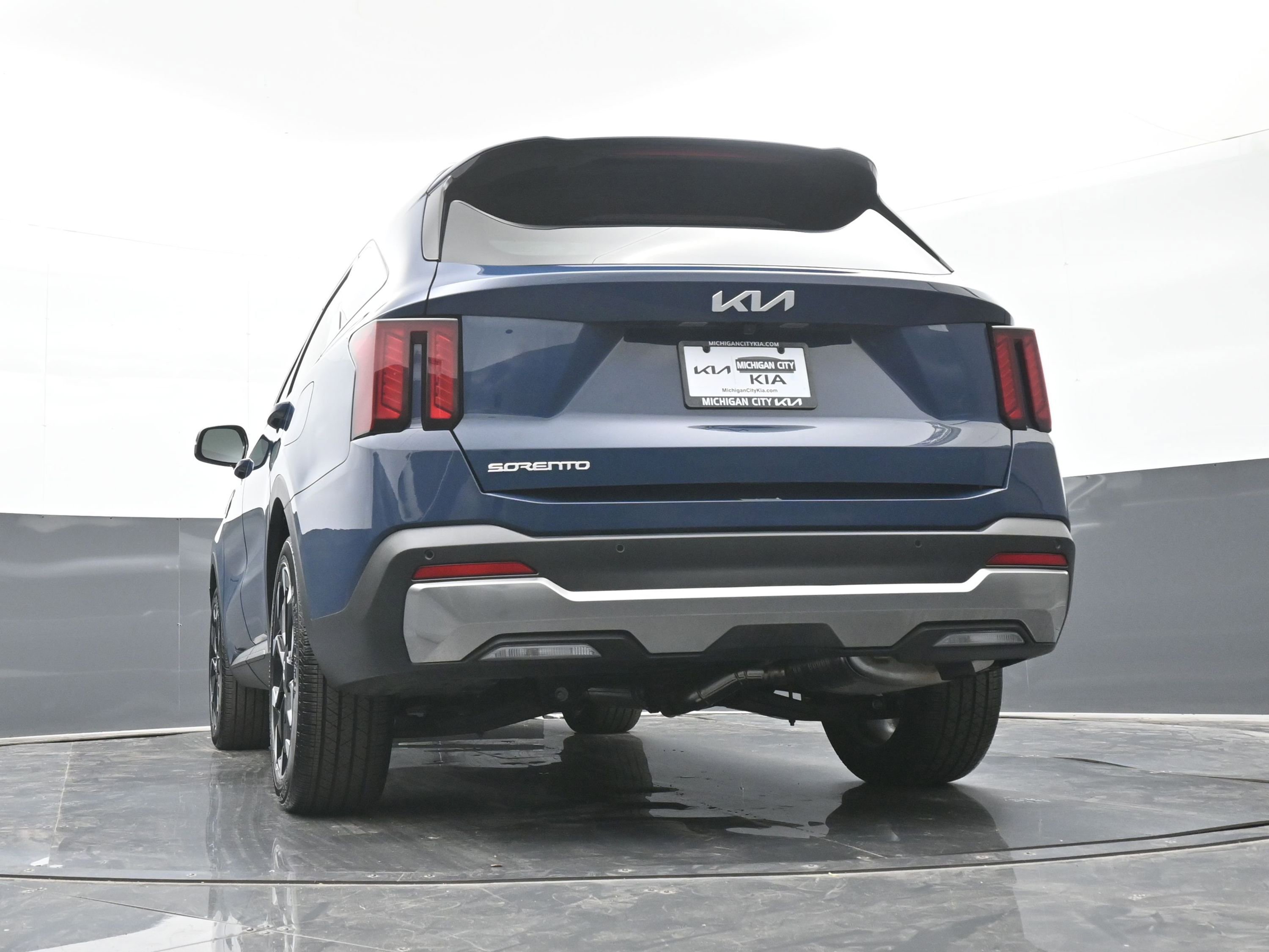 Used 2024 Kia Sorento EX w/ Panoramic Sunroof Package image 46