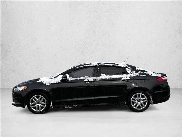 Used 2015 Ford Fusion SE image 8