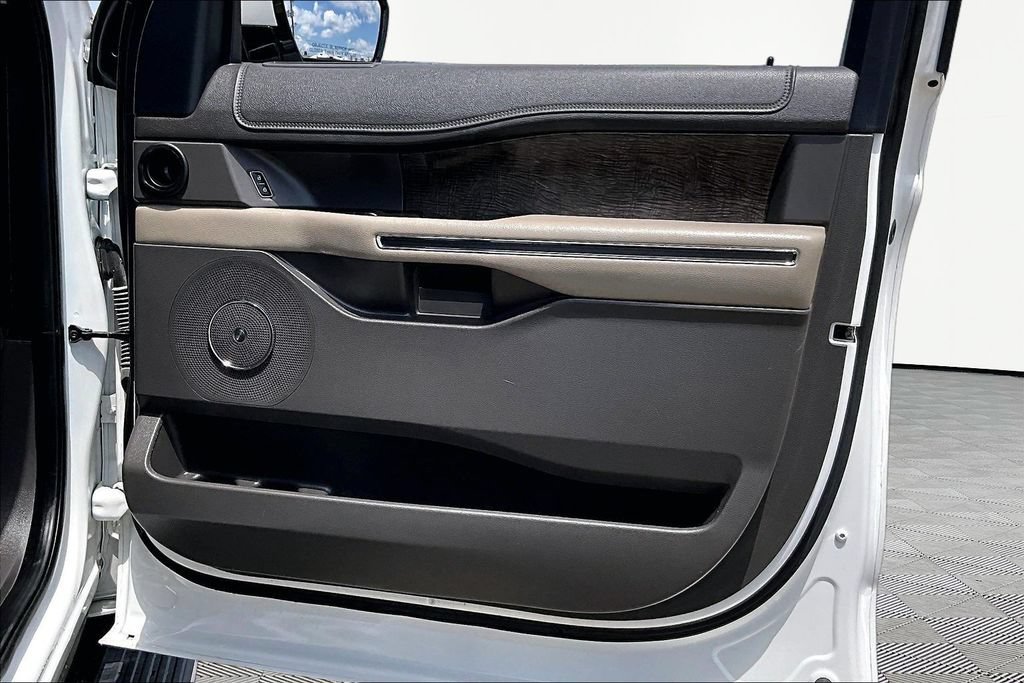 Certified 2021 Ford Expedition Limited AWD/4WD image 24
