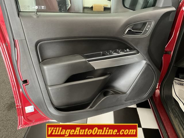 Used 2018 Chevrolet Colorado LT w/ LT Convenience Package AWD/4WD image 12