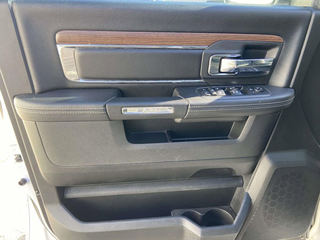 Used 2018 RAM 1500 Laramie image 12