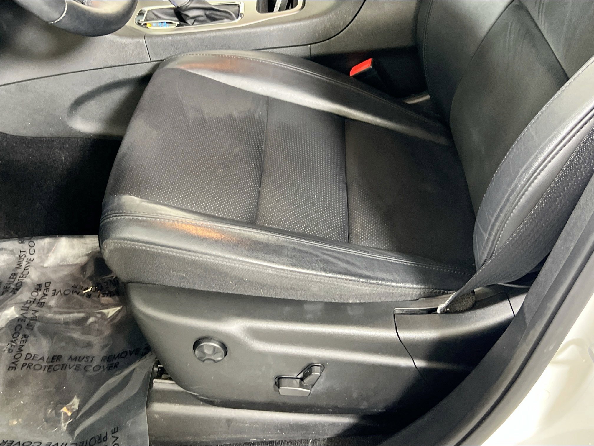 Used 2022 Jeep Grand Cherokee Laredo X image 19