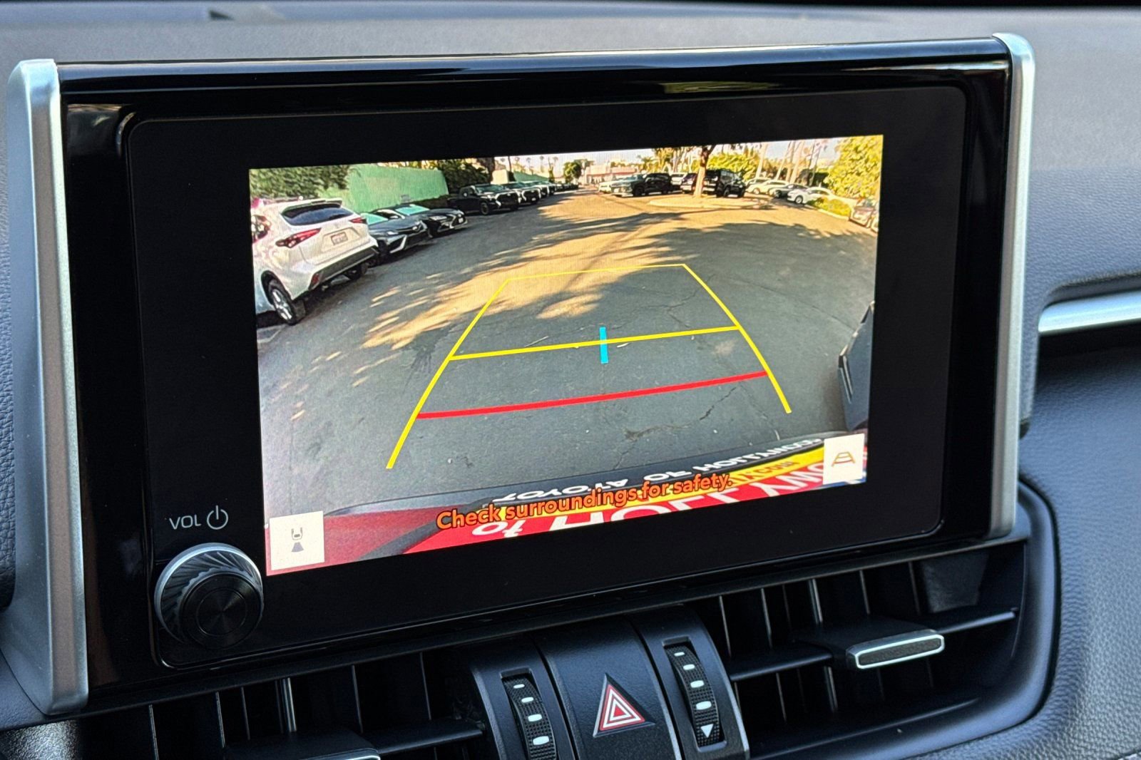 Used 2023 Toyota RAV4 XLE Premium image 20