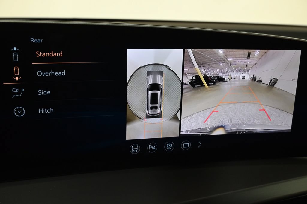 New 2027 Cadillac Vistiq Luxury w/ LPO, Floor Liner Package AWD/4WD image 29