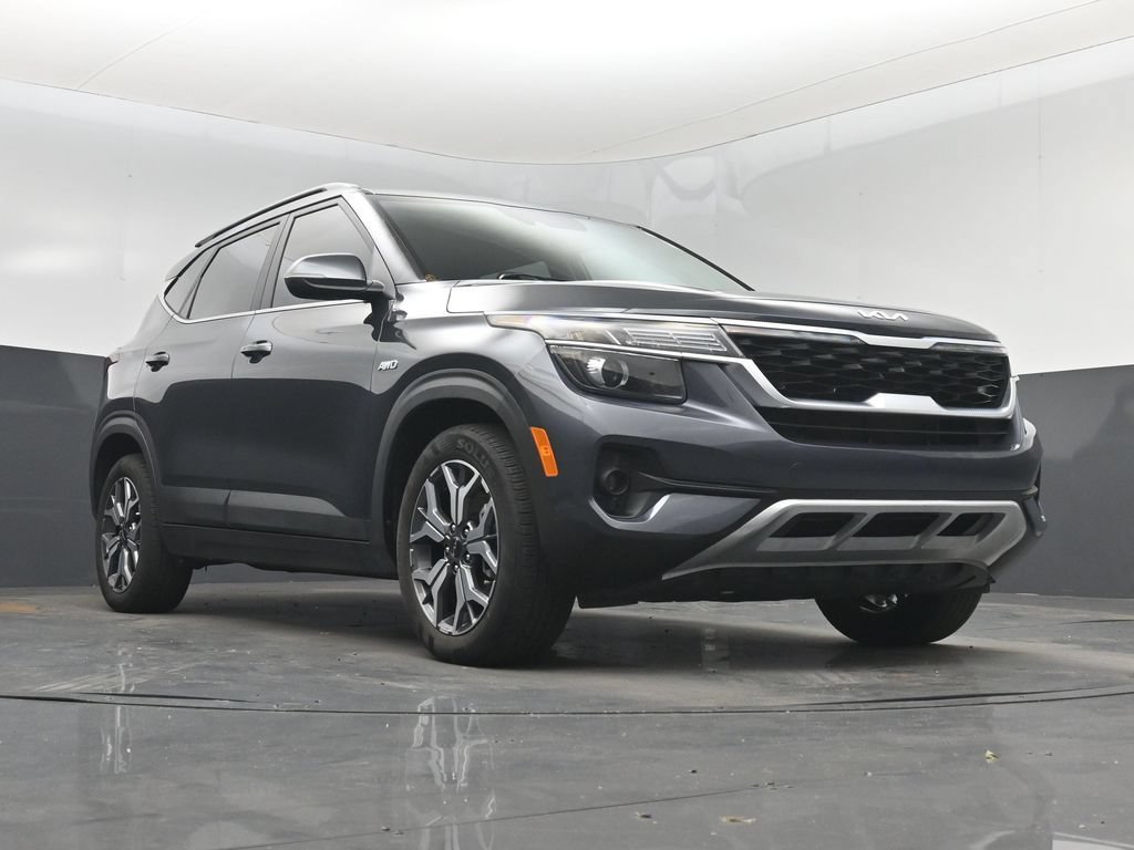 Certified 2023 Kia Seltos EX AWD/4WD image 32