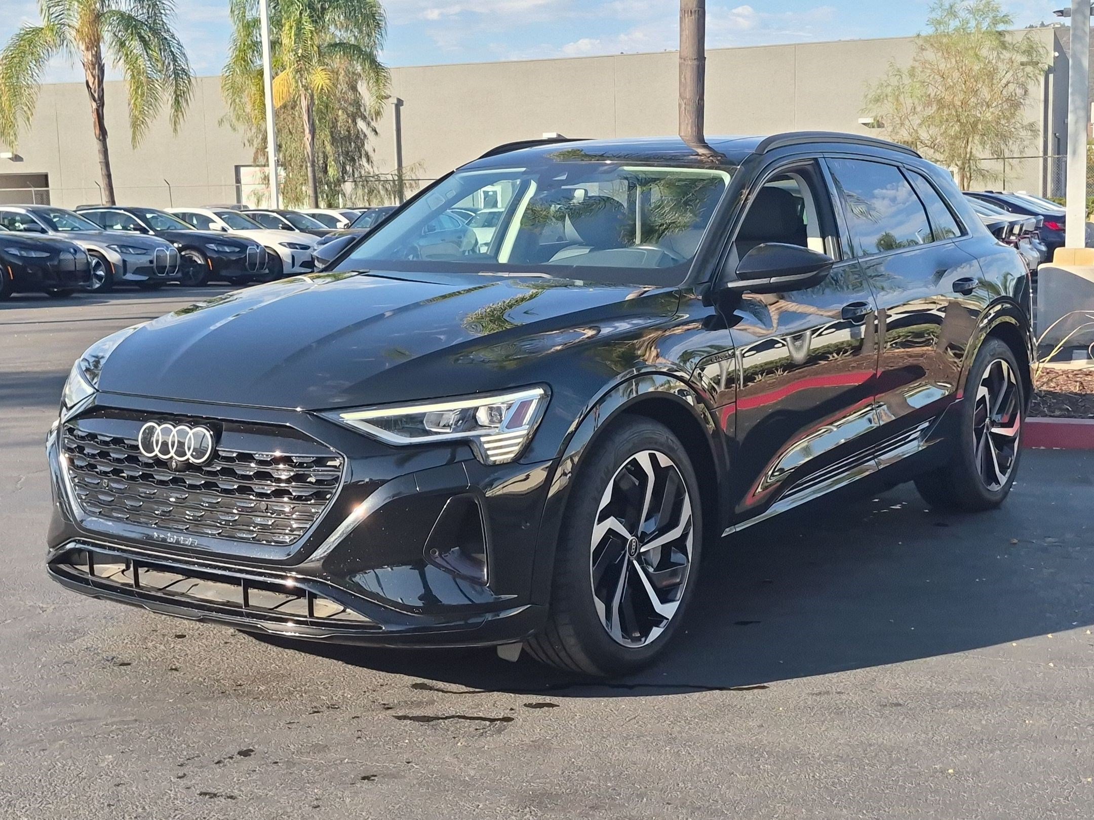Used 2024 Audi Q8 e-tron Premium Plus w/ Premium Plus Package AWD/4WD image 5