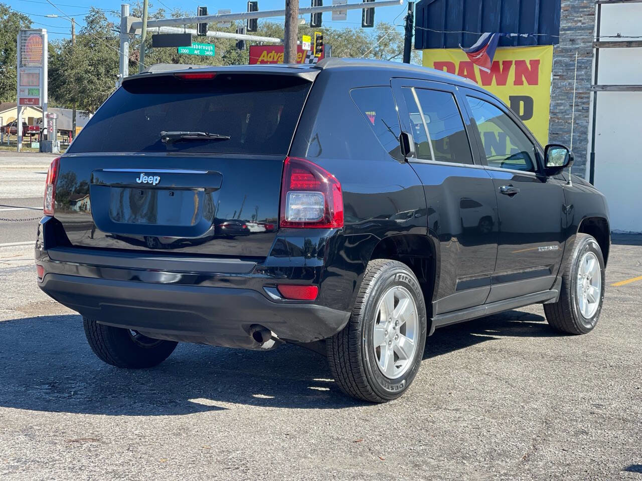 Used 2014 Jeep Compass Latitude image 7