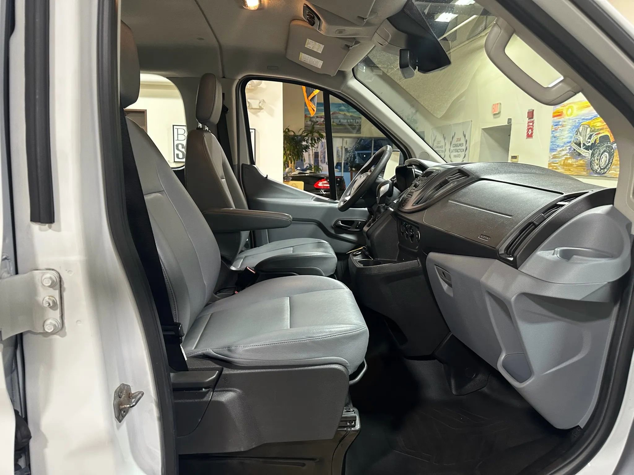 Used 2019 Ford Transit 150 XL image 35