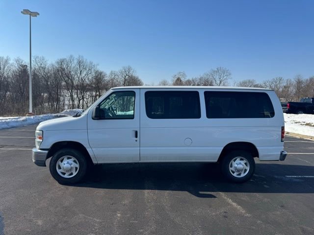 Used 2011 Ford E-350 and Econoline 350 XLT image 6
