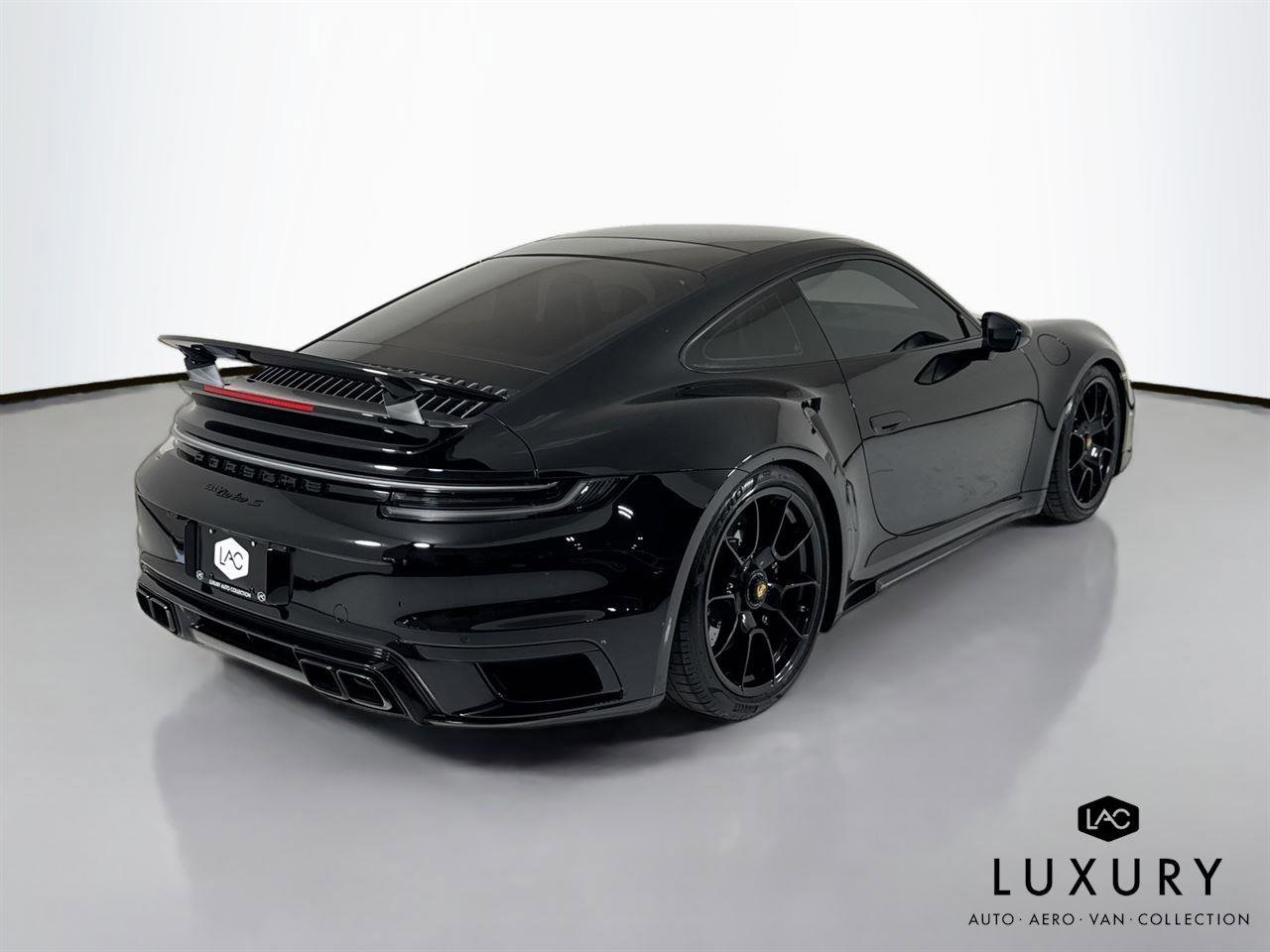 Used 2021 Porsche 911 Turbo S image 6