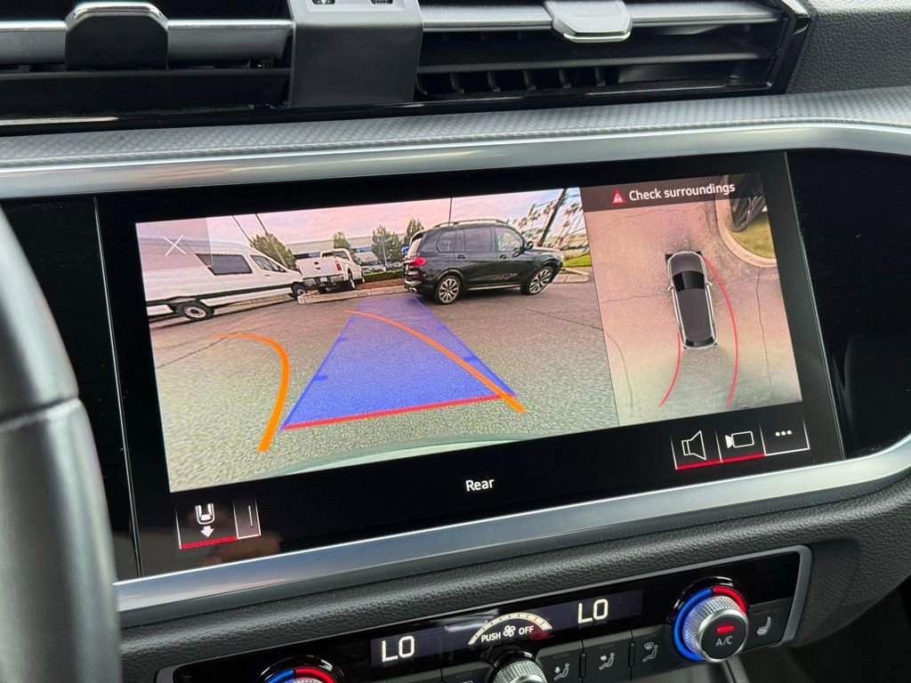 Used 2022 Audi Q3 2.0T Premium Plus w/ Premium Plus Package image 6