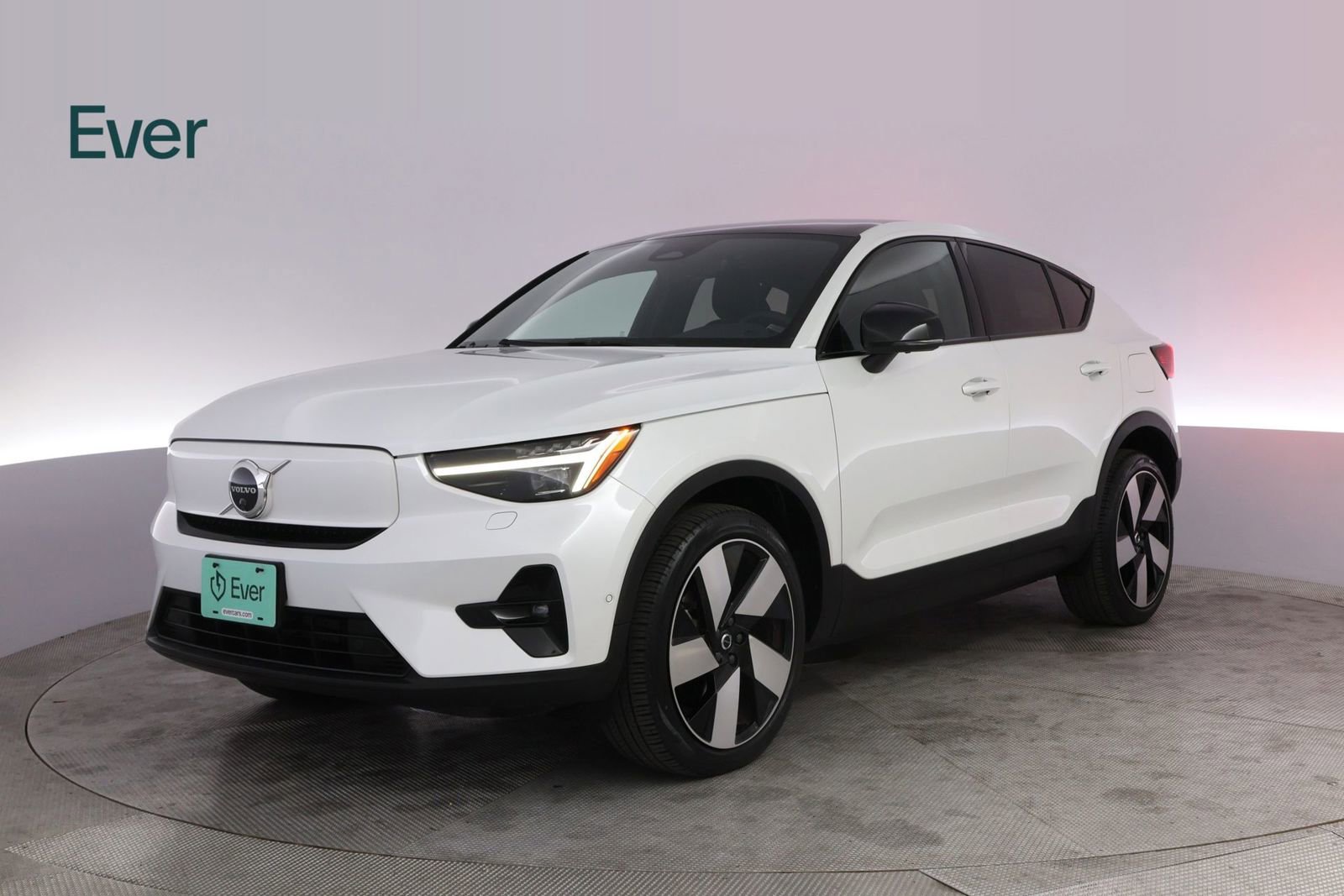 Used 2023 Volvo C40 P8 Recharge Ultimate AWD/4WD image 2