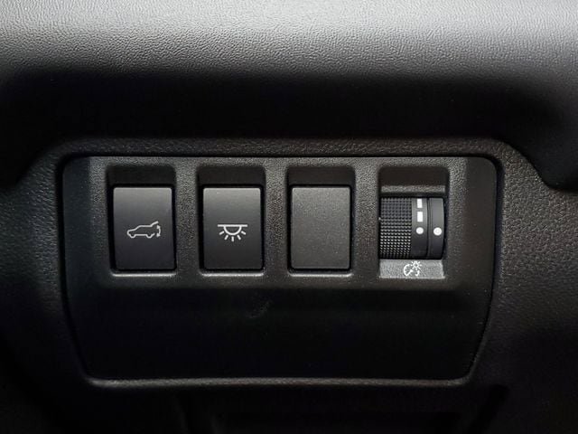 Certified 2025 Subaru Ascent Bronze Edition w/ Onyx Package AWD/4WD image 34