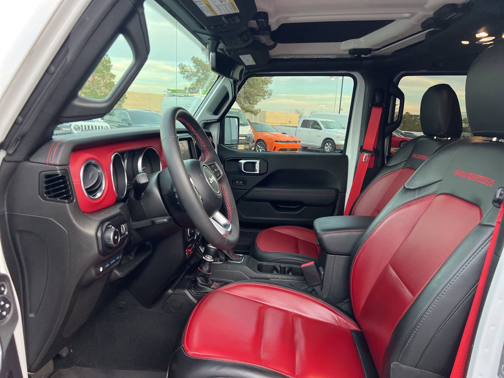 Used 2023 Jeep Wrangler Unlimited Rubicon 4xe image 30