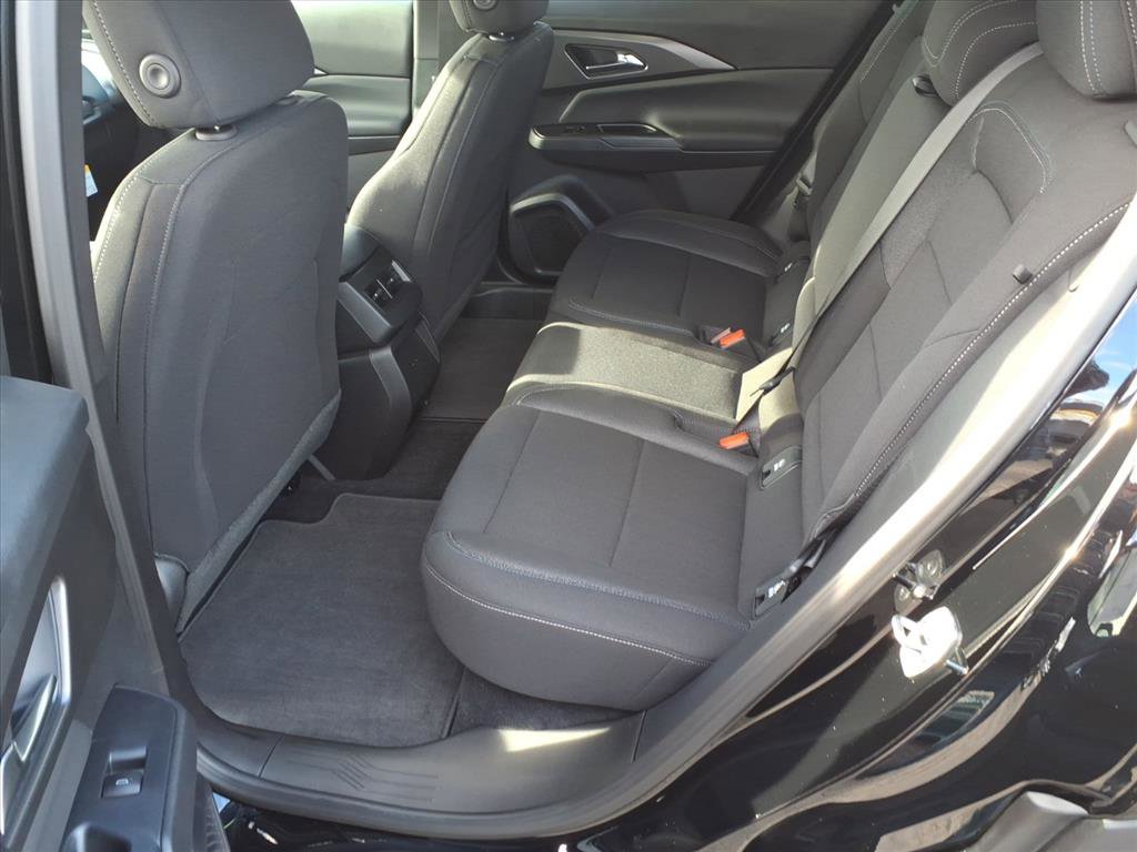 New 2026 Chevrolet Equinox EV LT image 9